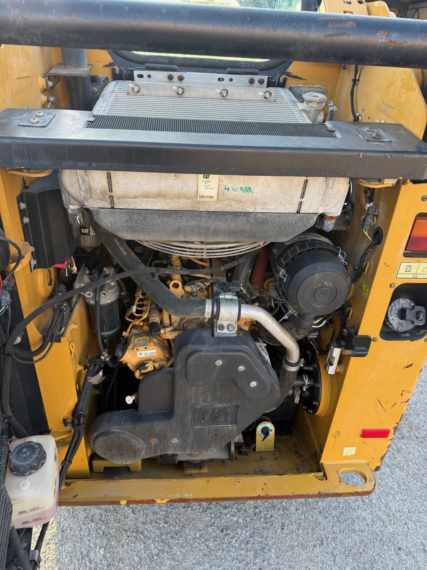 Caterpillar 232