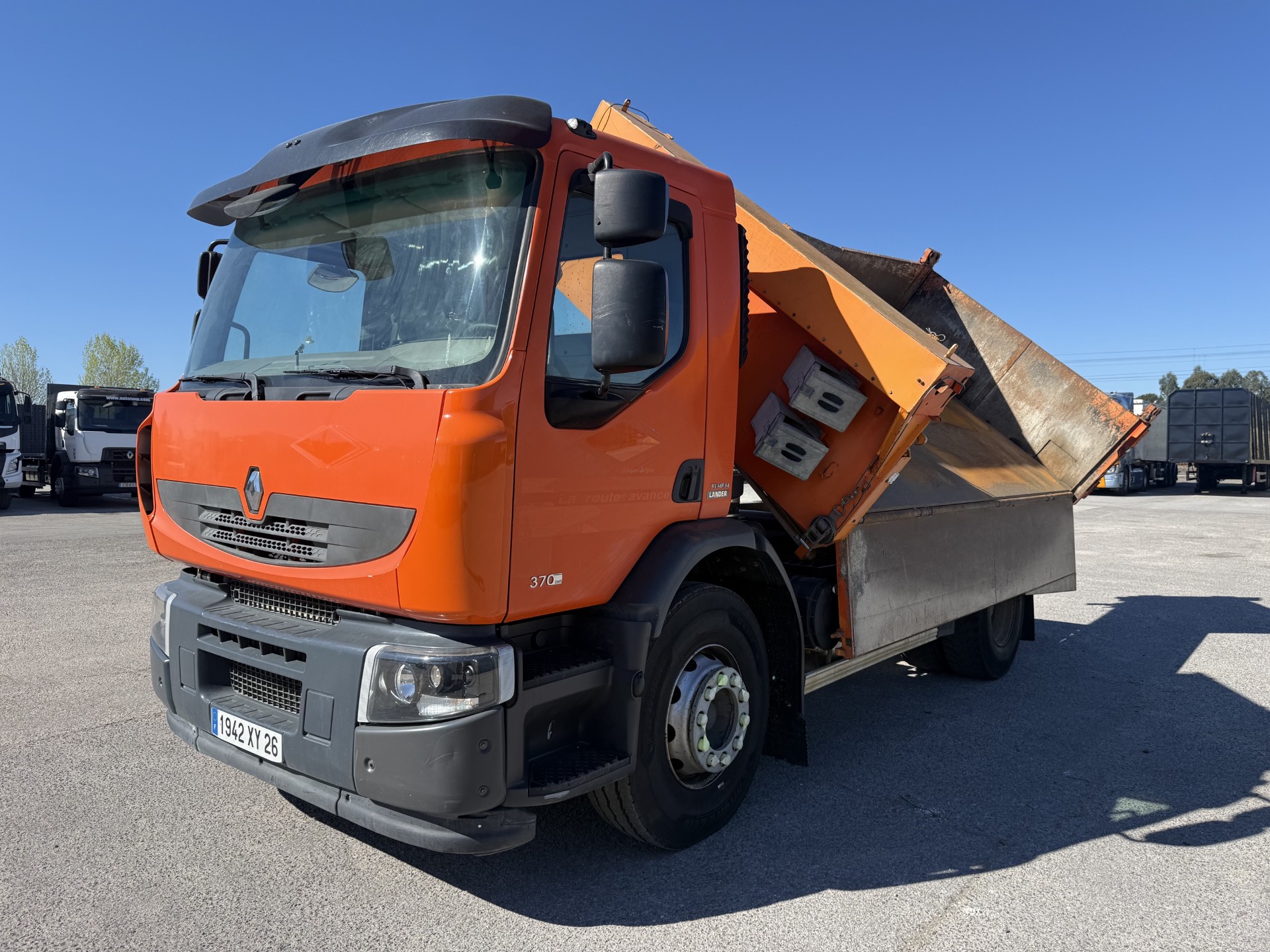 Renault Premium Lander 370 DXI