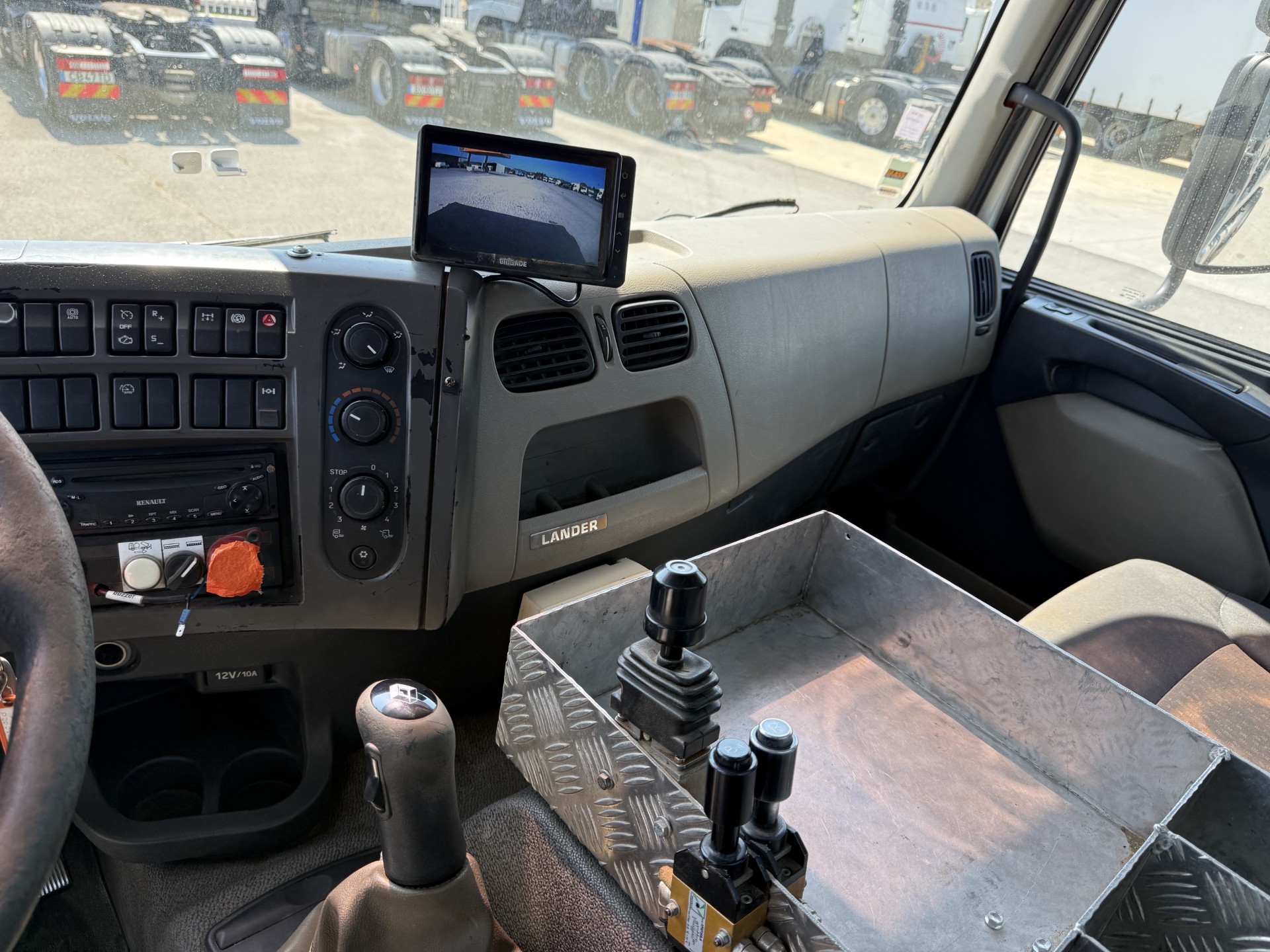 Renault Premium Lander 370 DXI