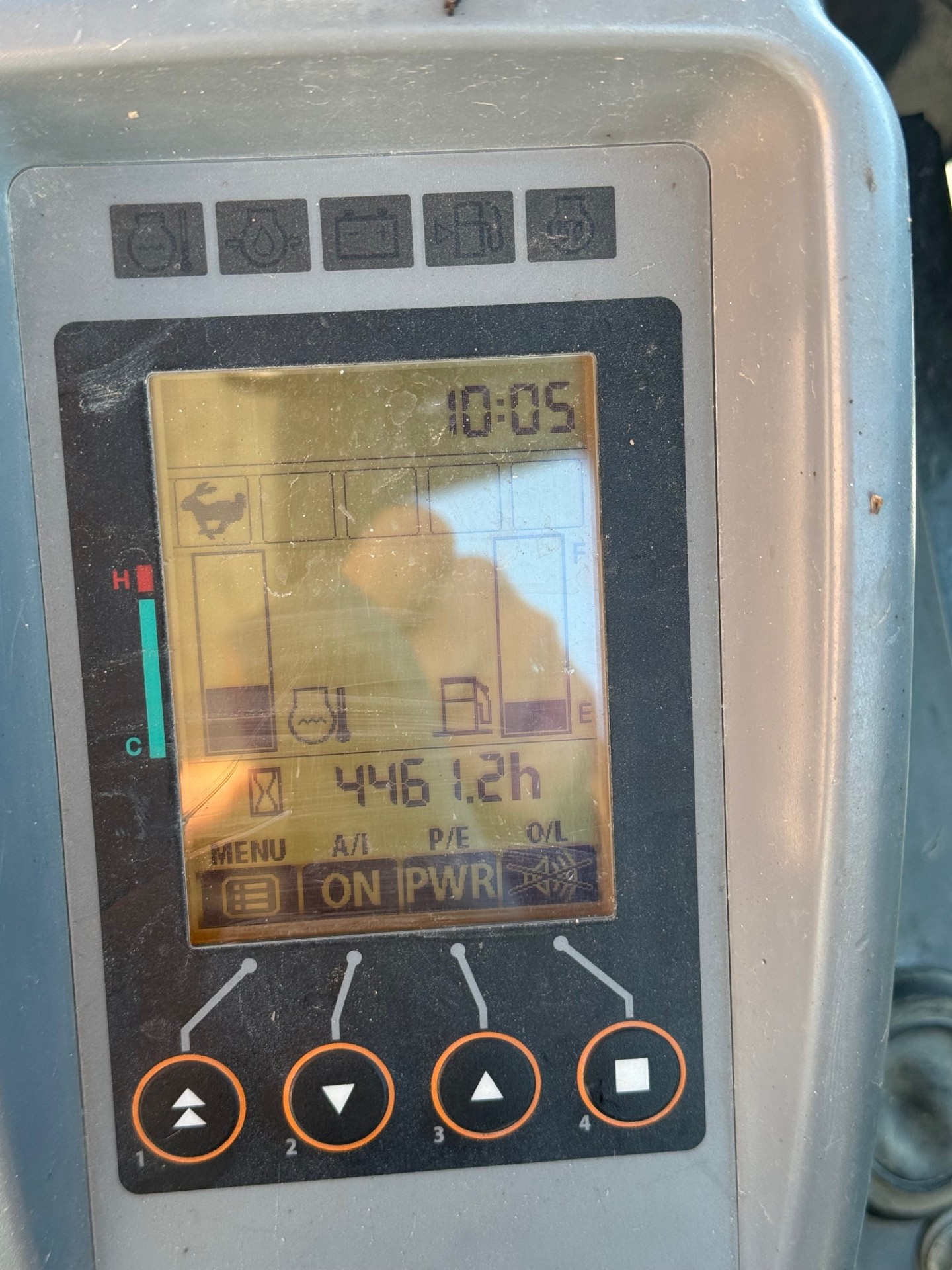 HITACHI ZX48U3