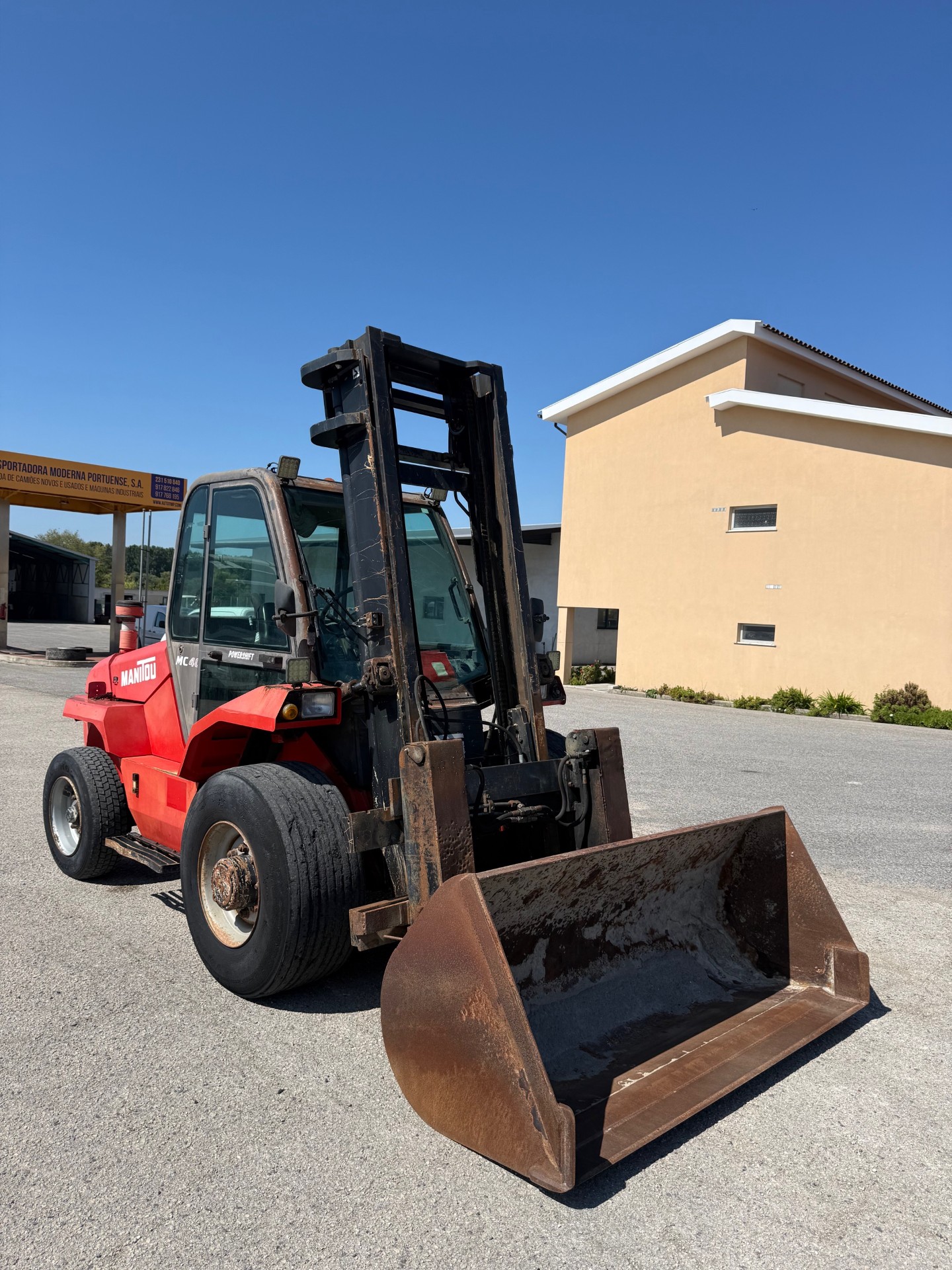 Manitou MC 40