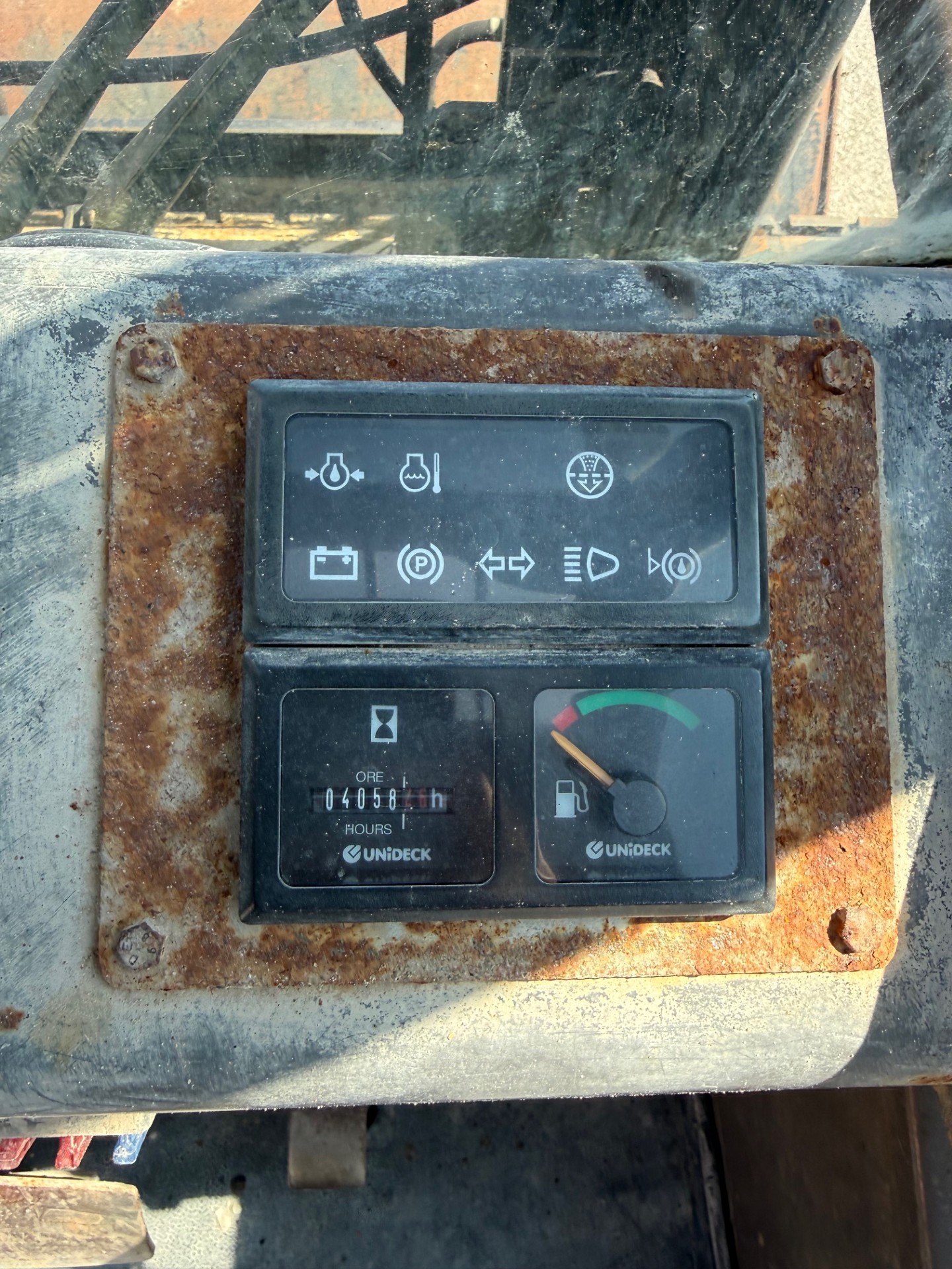 Manitou MC 40