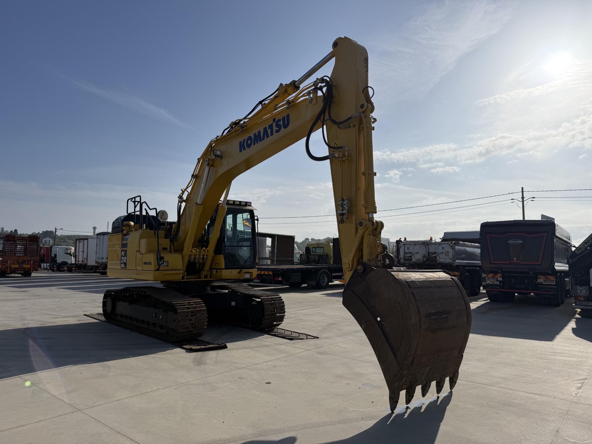 Komatsu PC210 NLC-11