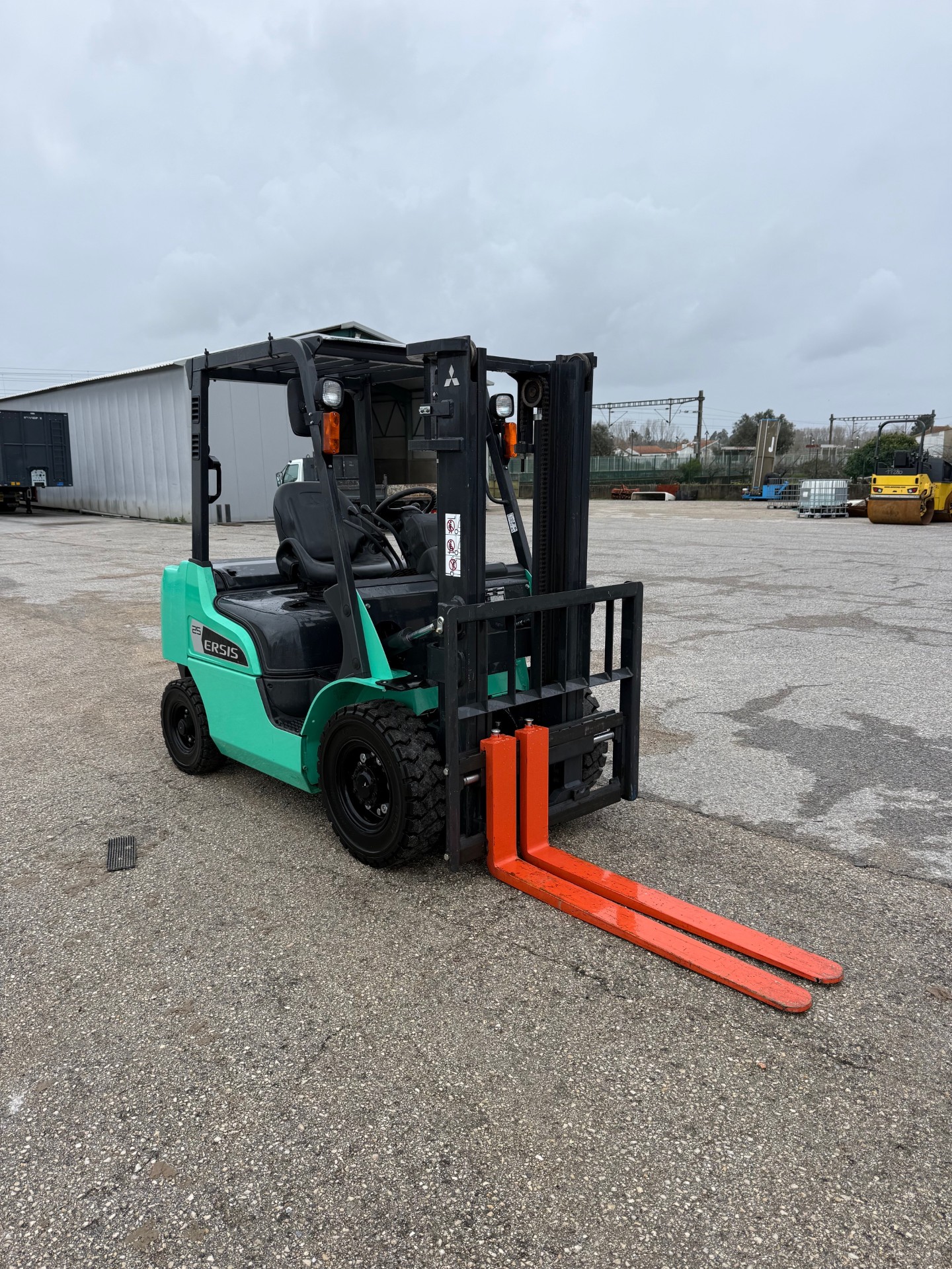 Mitsubishi FDE 25 