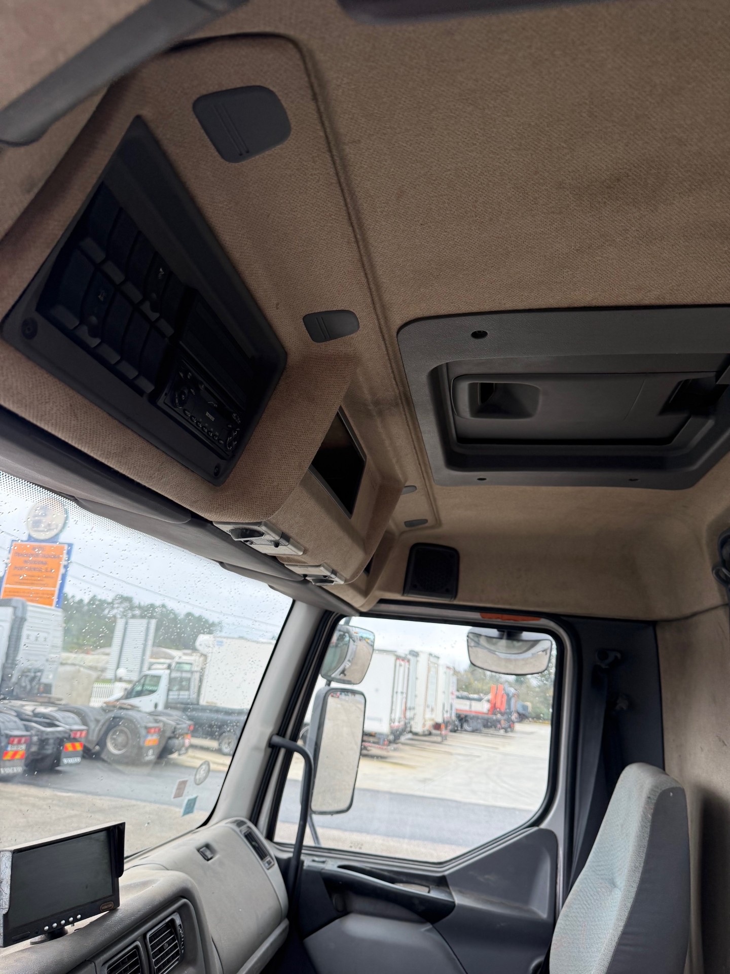 Renault Premium 270 DCI