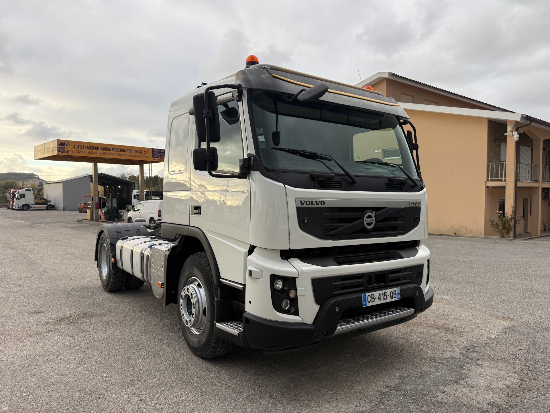 VOLVO FMX 500