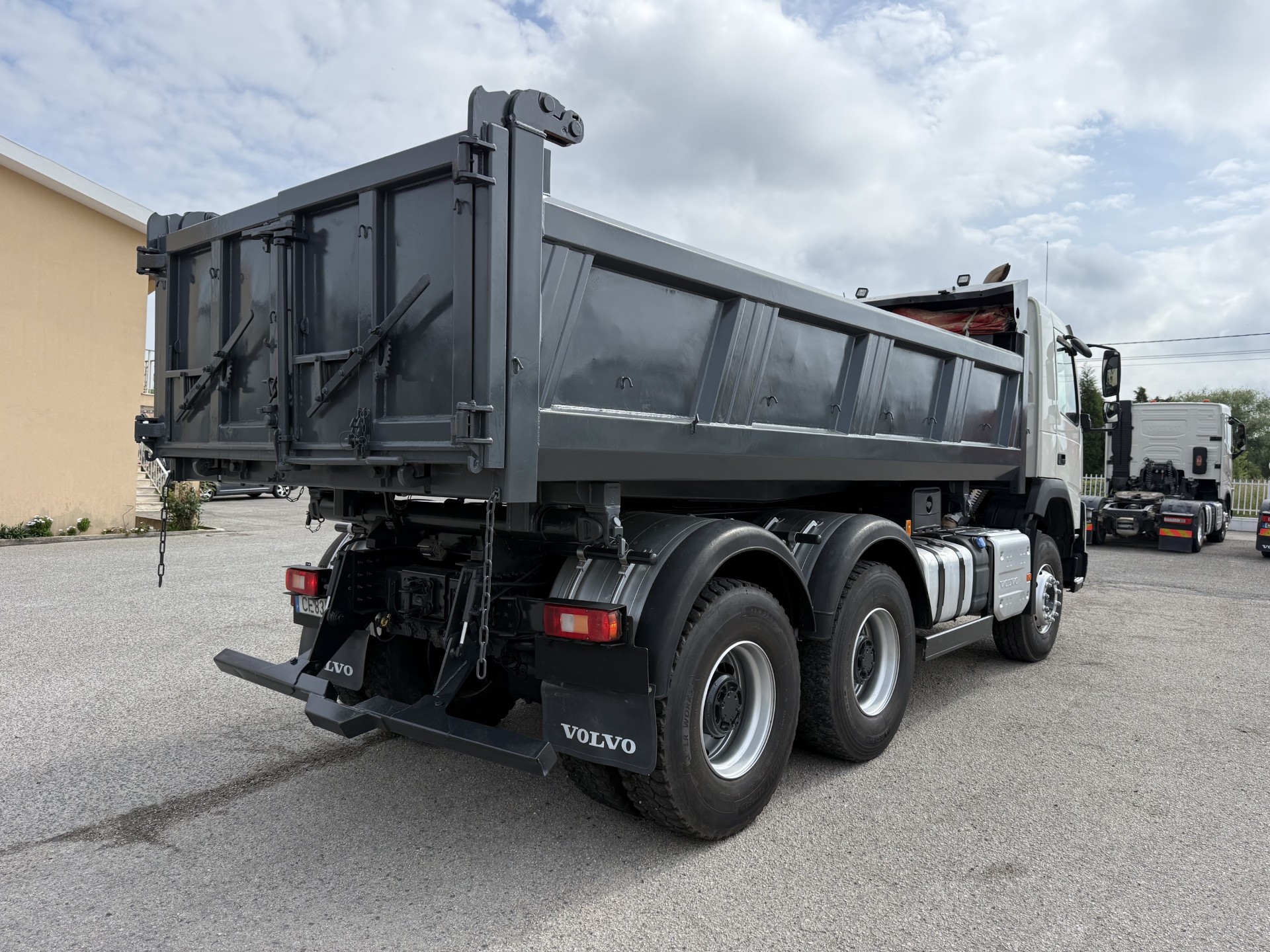 VOLVO FMX 420