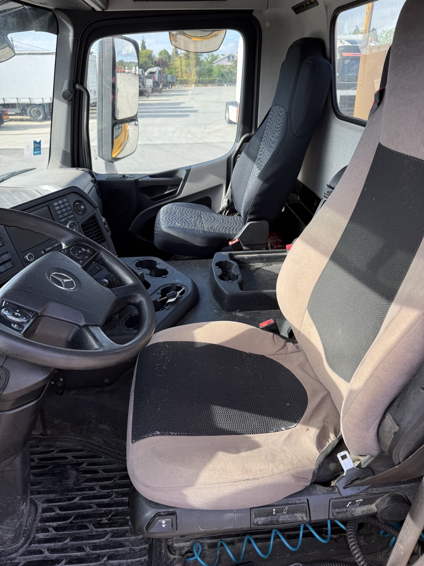 Mercedes Antos 2540