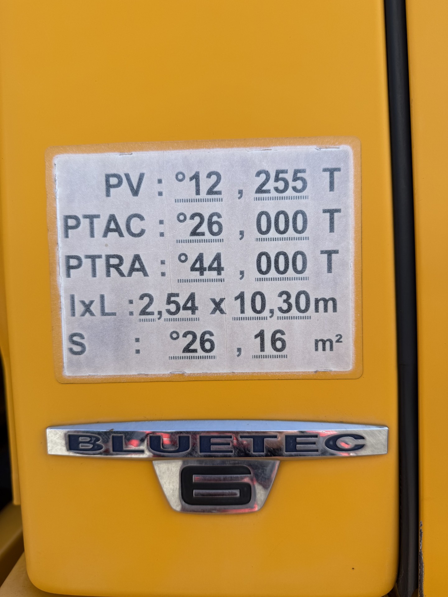 Mercedes Antos 2540