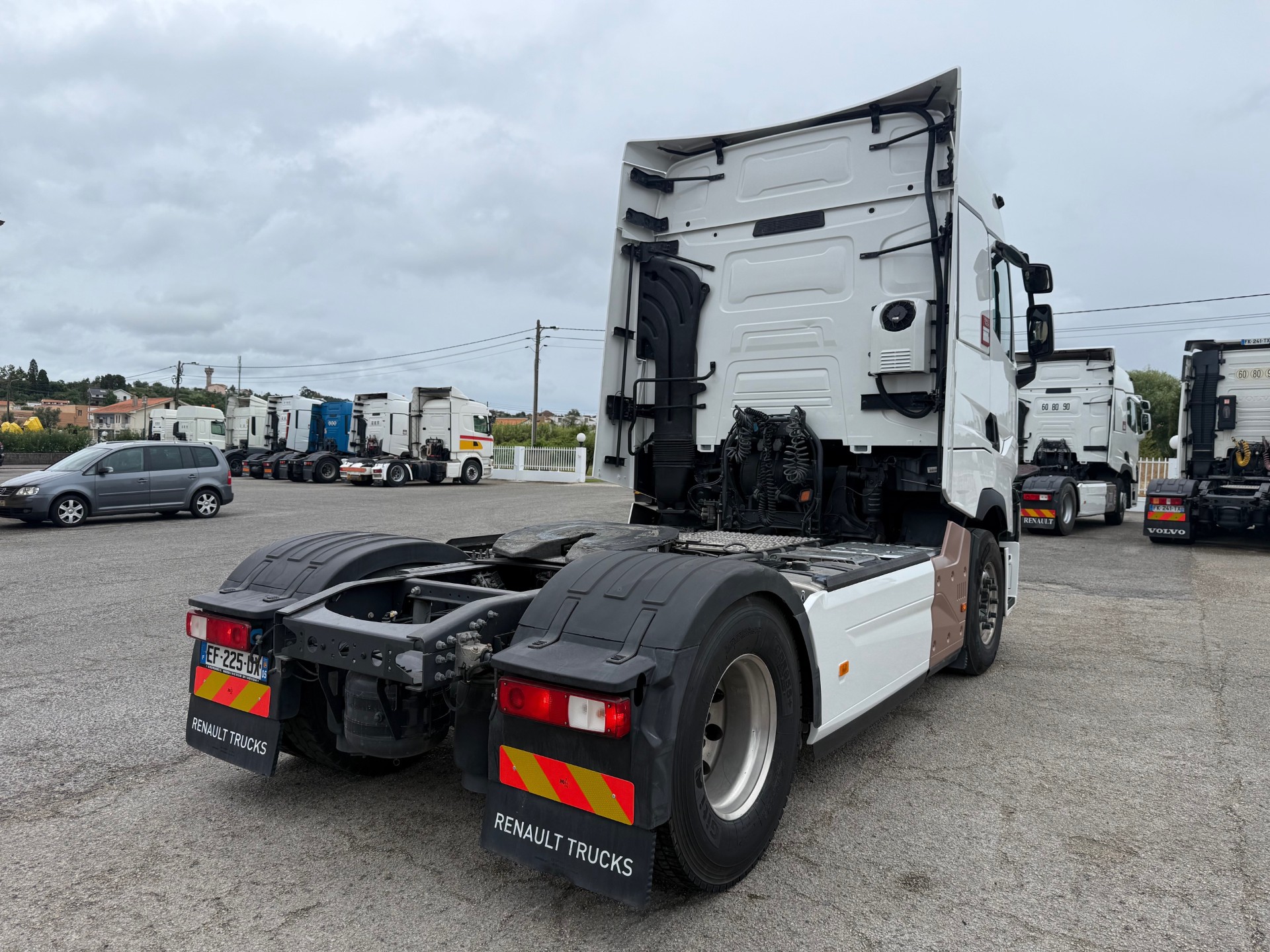 RENAULT GAMME T 520
