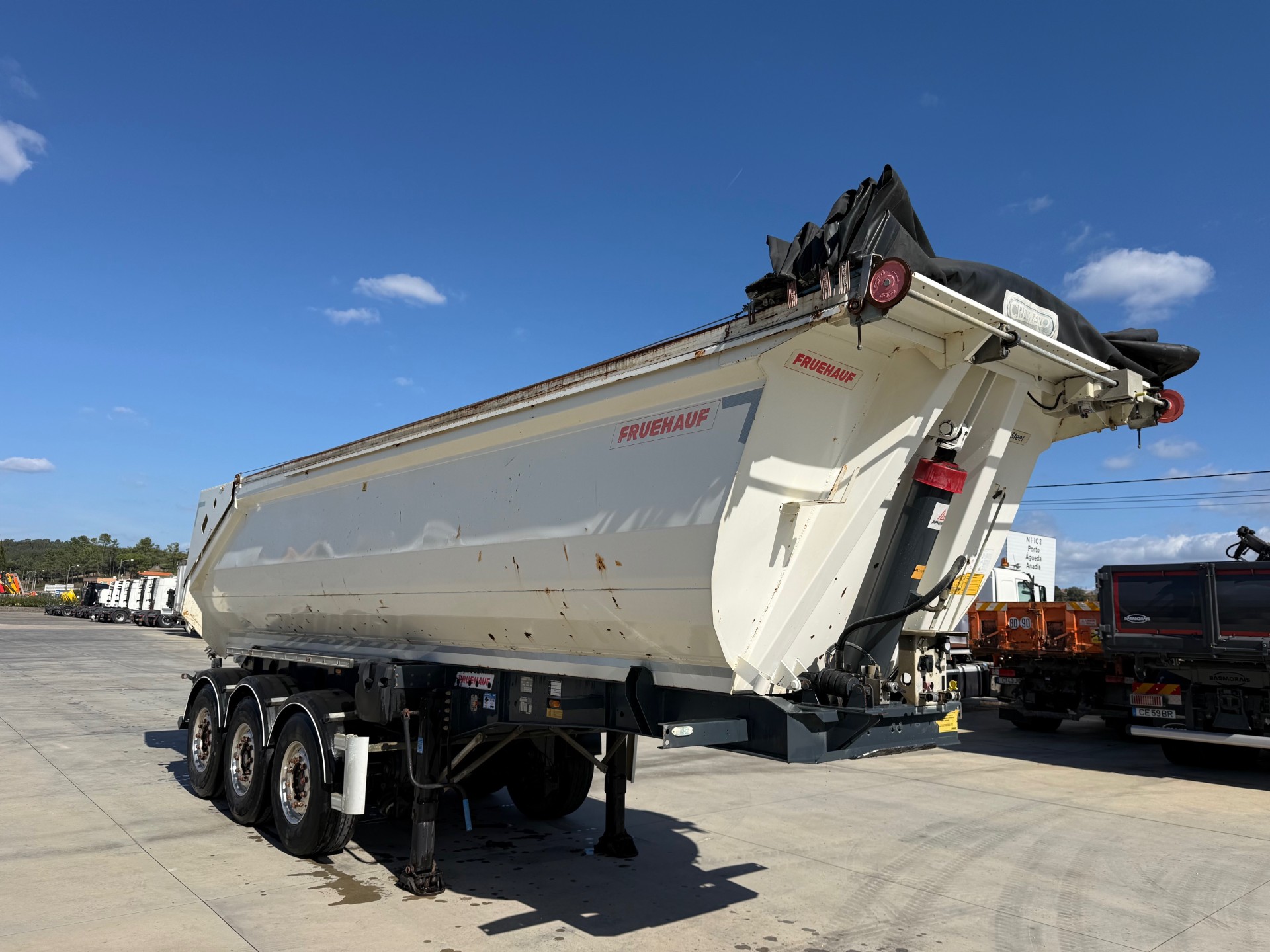 FRUEHAUF 