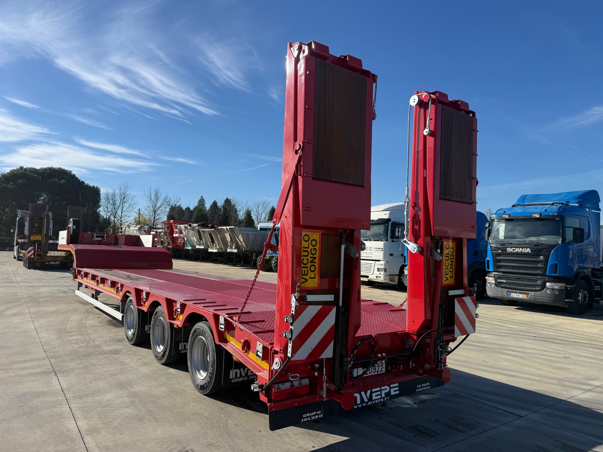 INVEPE PORTA,-MÁQUINAS