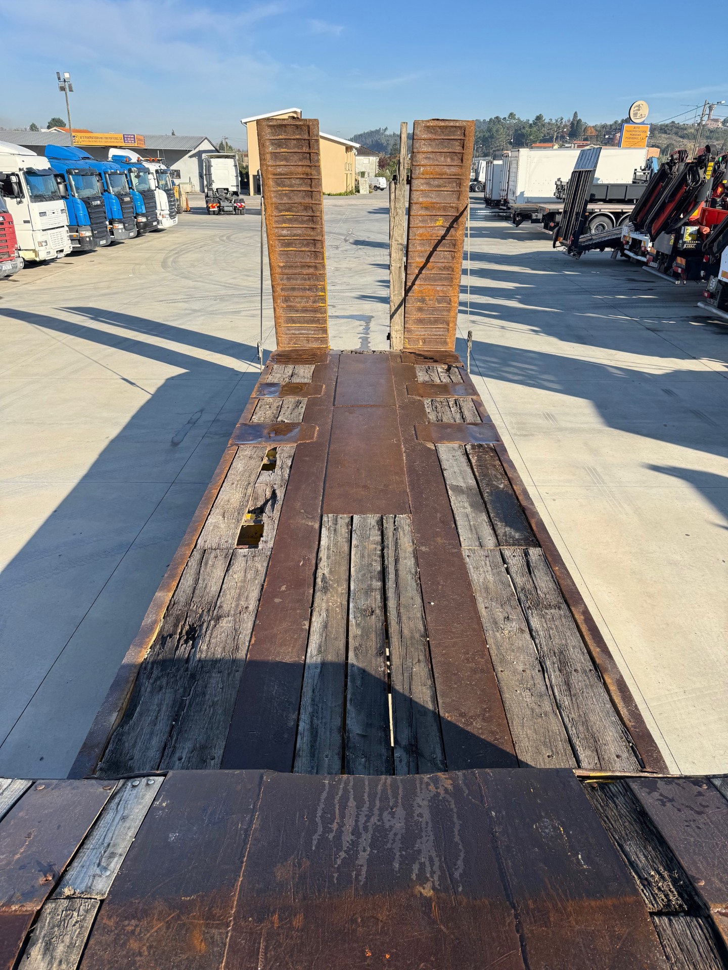 ACTM Porta máquinas